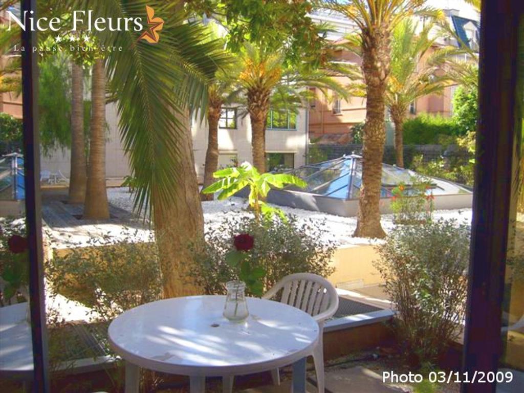 Nice Fleurs Apart'Hotel Exterior photo