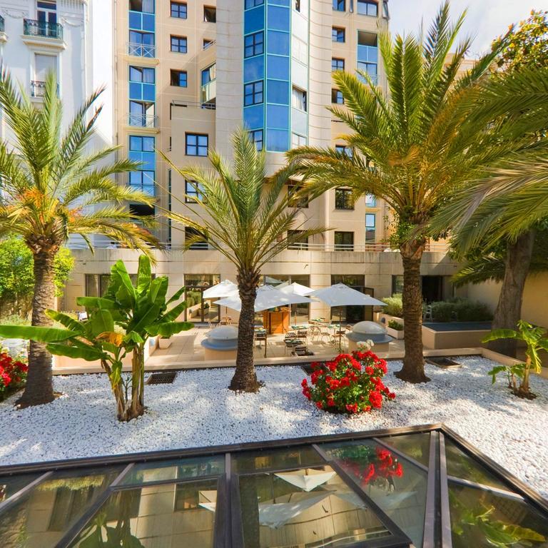 Nice Fleurs Apart'Hotel Exterior photo